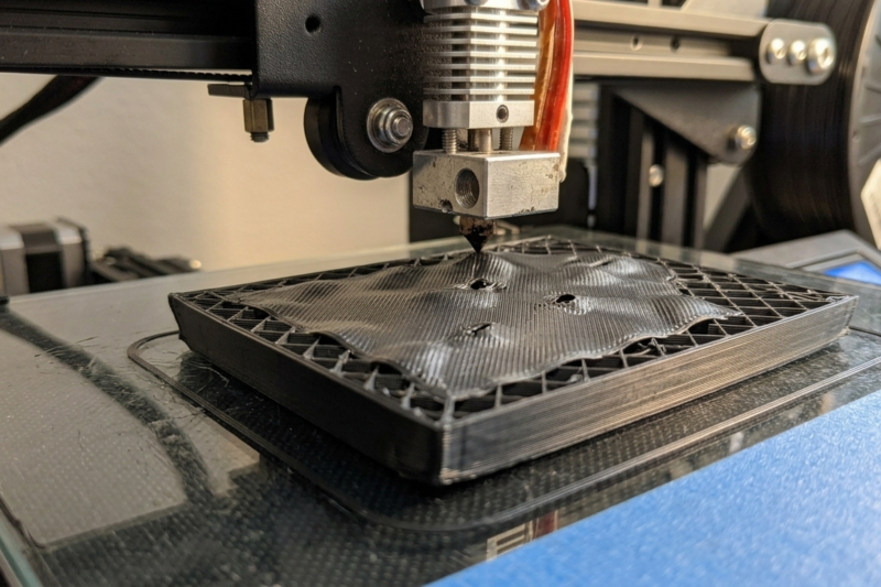 Was ist Pillowing? Löcher & Kissenbildung beim 3D-Druck beheben
